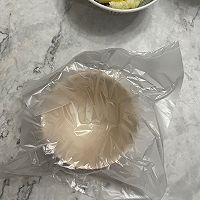 #一起土豆沙拉吧#牛油果甜虾土豆泥沙拉的做法图解3