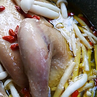 菌菇炖鸡汤#甜粽VS咸粽，你是哪一党？#的做法图解9