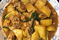 土豆焖鸡肉的做法