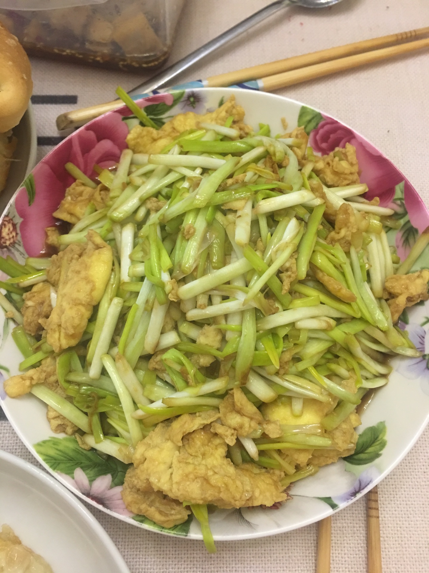Fried egg with leek