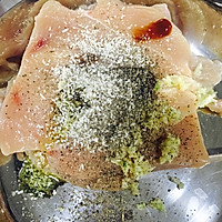 芦笋鸡肉卷的做法图解1