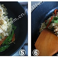双椒烩炒豆油皮的做法图解3