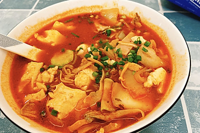 韩式五花肉泡菜豆腐汤