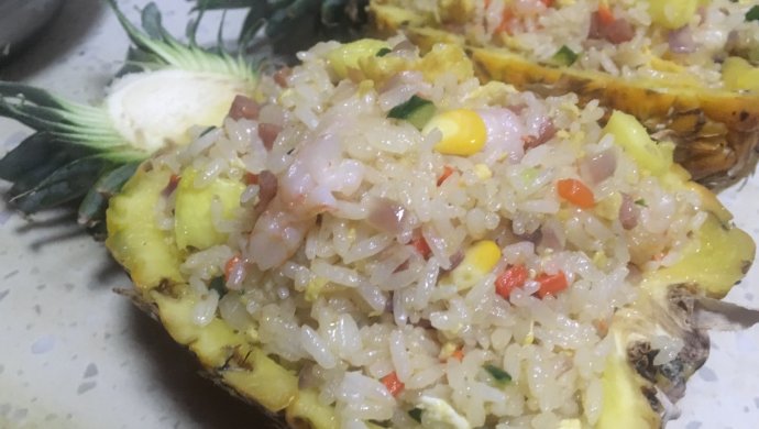 菠萝炒饭（料十足）