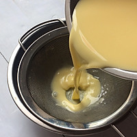 美妙的夏日甜品：小南瓜蒸蛋奶的做法图解7