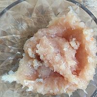 胡萝卜鸡肉饼的做法图解1