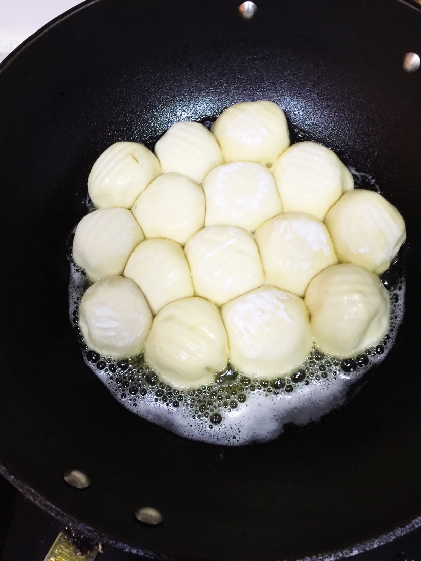 牛肉萝卜馅生煎馒头的做法图解4