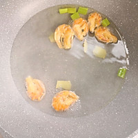 南瓜年糕鱼丸汤的做法图解4