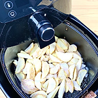 都给我去做这个蒜香黄油薯角！巨好吃的做法图解2