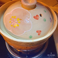润肺解暑的枇杷百合饮的做法图解3