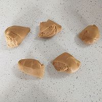 蒸的土豆–红糖鸡蛋馒头的做法图解2