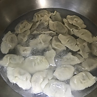 马蜂菜猪肉馅饺子的做法图解8