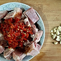 剁椒蒸小排的做法图解1