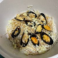 #智利贻贝中式烹法大赏#贻贝焖金针菇的做法图解6