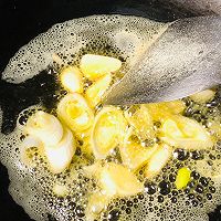 辣椒炒火鸡腿的做法图解6
