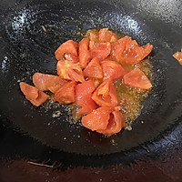 西红柿豆腐金针菇汤的做法图解2