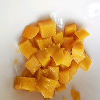 芒果味奶香蛋挞，酸甜可口，入口即化的做法图解2