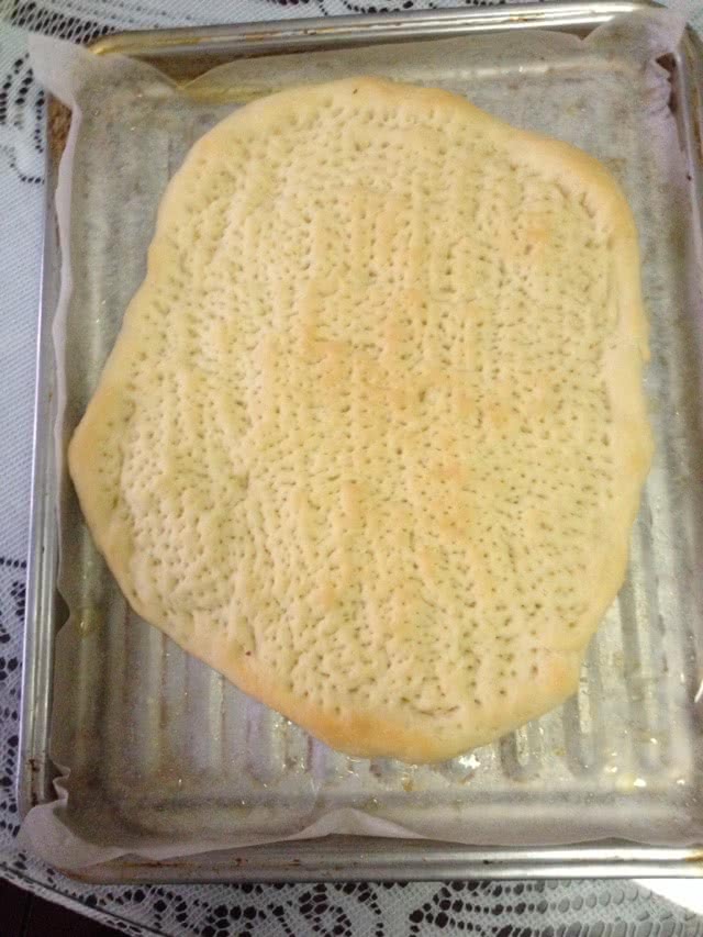 虾仁牛肉披萨的做法图解1