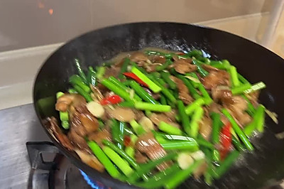 蒜苔炒肉