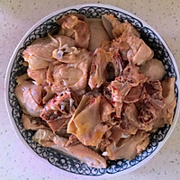 #中秋跟着金龙鱼外婆乡小榨菜籽油一起吃香喝辣#毛豆子烧鸡的做法图解2