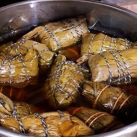 #舌尖上的端午#橙氏黑米海味大肉粽&乌米甜豆粽的做法图解29