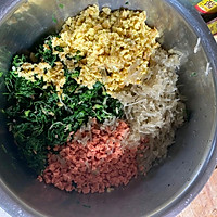 荠菜饺子（地菜）的做法图解1