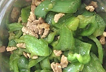 菜椒炒肉的做法
