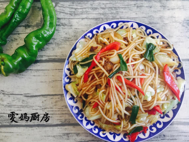 包菜炒粉条的做法