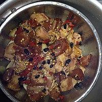 土豆蒸肉的做法图解3