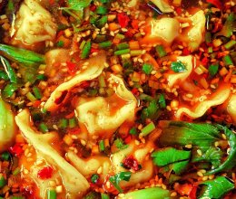 #我心中的冬日限定#酸汤水饺，神仙汤底酸辣鲜香无比开胃的做法
