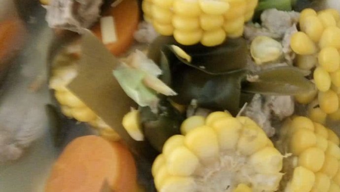 玉米海带排骨汤