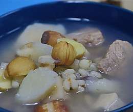 茯苓丁淮山莲子薏米汤的做法