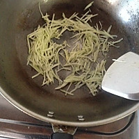 宝宝食谱：蒜香肉末西葫芦黄瓜拌面～的做法图解3