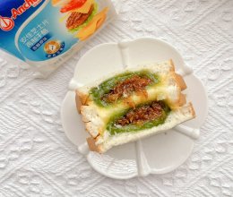 #春日露营 易享“佳”味 #青团三明治的做法