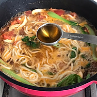 #我要上首焦#快手番茄酸汤面的做法图解7