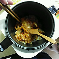 电饭锅泡菜豆腐汤的做法图解2
