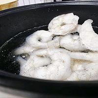 虾仁煎饼 | 10分钟快手菜的做法图解3