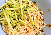 素食-蘑菇炸酱面的做法