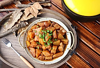 坤博砂锅版土豆炖肉的做法