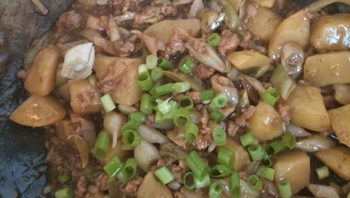 肉末豆角炖土豆