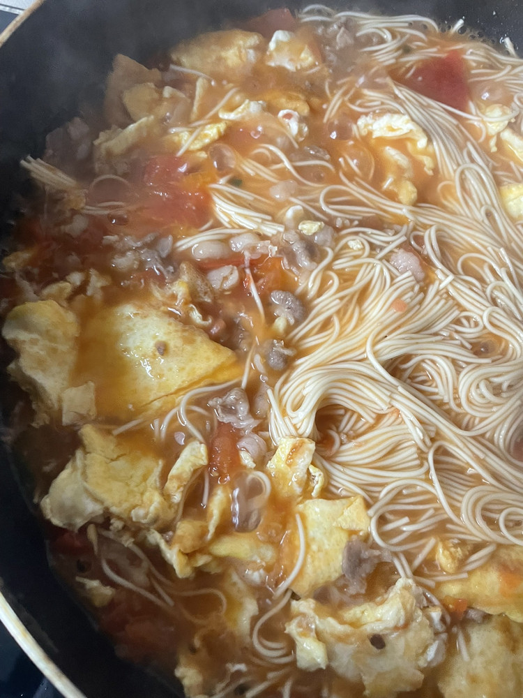 简易版 番茄鸡蛋牛肉面的做法