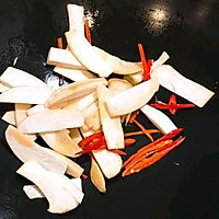 芹菜炒杏鲍菇的做法图解4