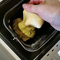 酥掉渣的奶黄菠萝包的做法图解4
