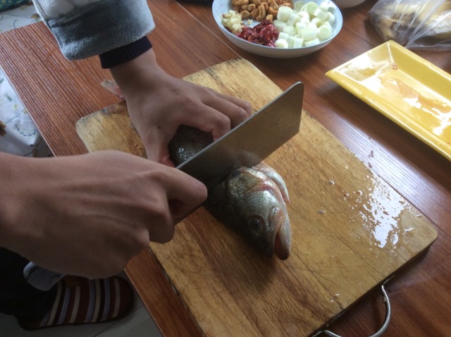 松鼠鲈鱼的做法图解1