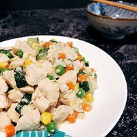 #花10分钟，做一道菜！#【炒】宝宝添饭必备-五彩鸡丁的做法图解10