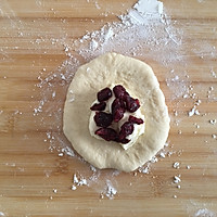 蔓越莓奶酪软欧包的做法图解5