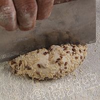 黑麦杂粮面包的做法图解7