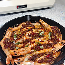 蒜蓉金针菇烤大虾