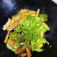 青椒杏鲍菇-颜值爆棚的做法图解5