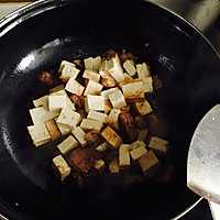 豆腐炖肉的做法图解3